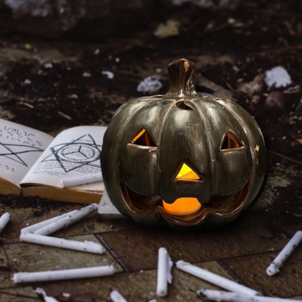 Domain Bronze Ceramic Halloween Jack-o-Lantern Pumpkin Moon-Stars Tea Light